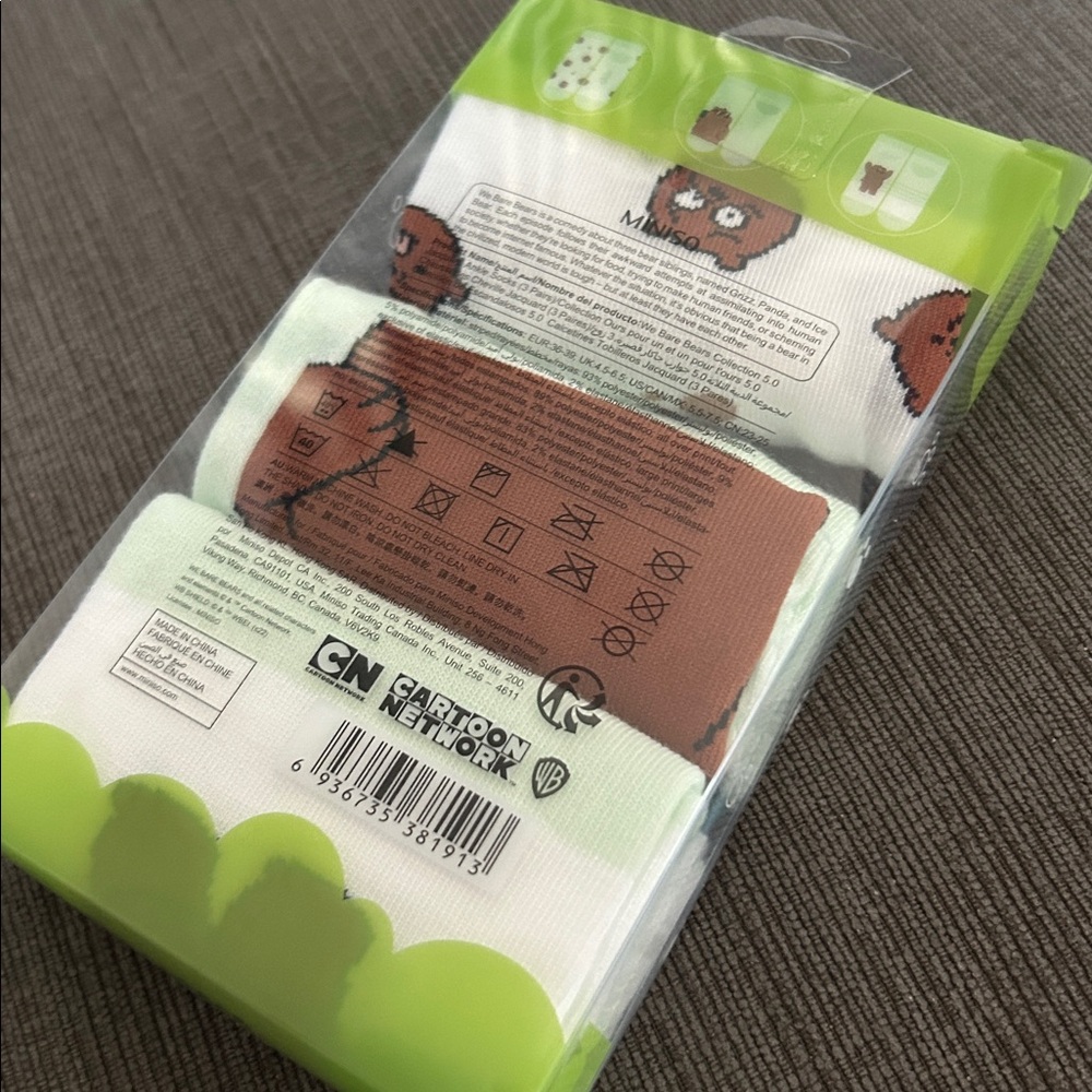 We Bare Bears Grizz Sock 3pair Bundle OS NEW - Picture 2 of 4